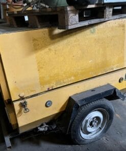 Machinery Market Compresor F 30 usado - Neu oder gebraucht bei Machinery-Market.eu